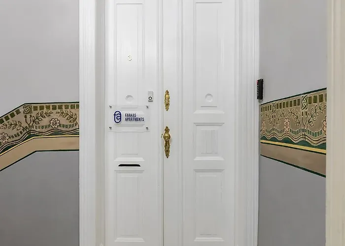 Apartment Chelmonskiego 8-03 By Farkas